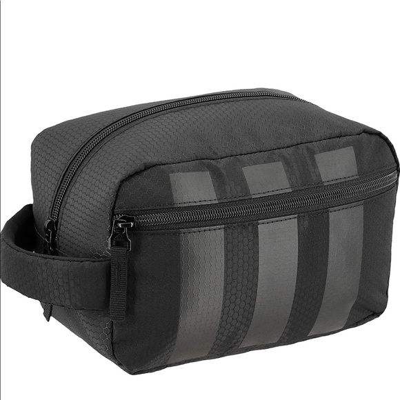 Adidas Toiletry Bag men’s Black/Green NWT - Picture 1 of 8